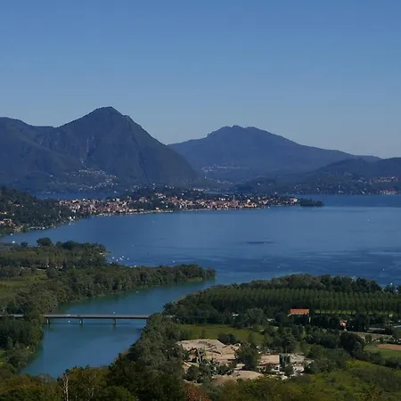 Rosso & Giallo Holiday home Verbania