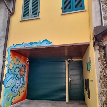 Holiday home Rosso & Giallo Verbania